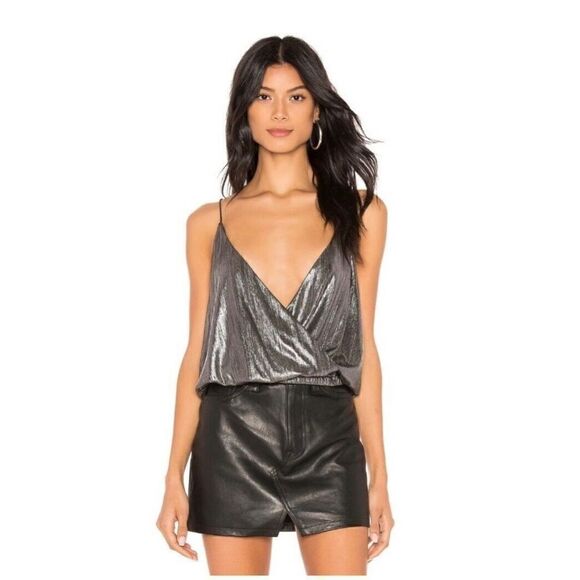 Revolve by the way Veronica Pleated Cami Top in Silver Womens Sz Small Metallic - Picture 1 of 6